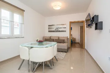 1-Bedroom Apartment for 2–4 in Vir, Croatia