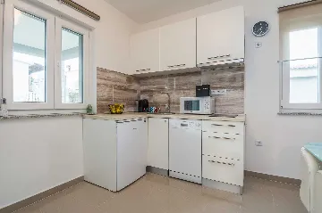 1-Bedroom Apartment for 2–4 in Vir, Croatia