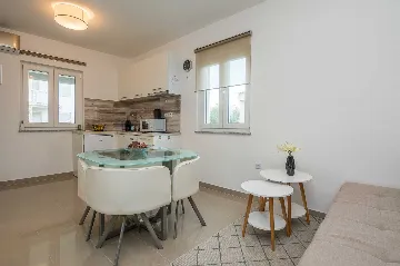 1-Bedroom Apartment for 2–4 in Vir, Croatia