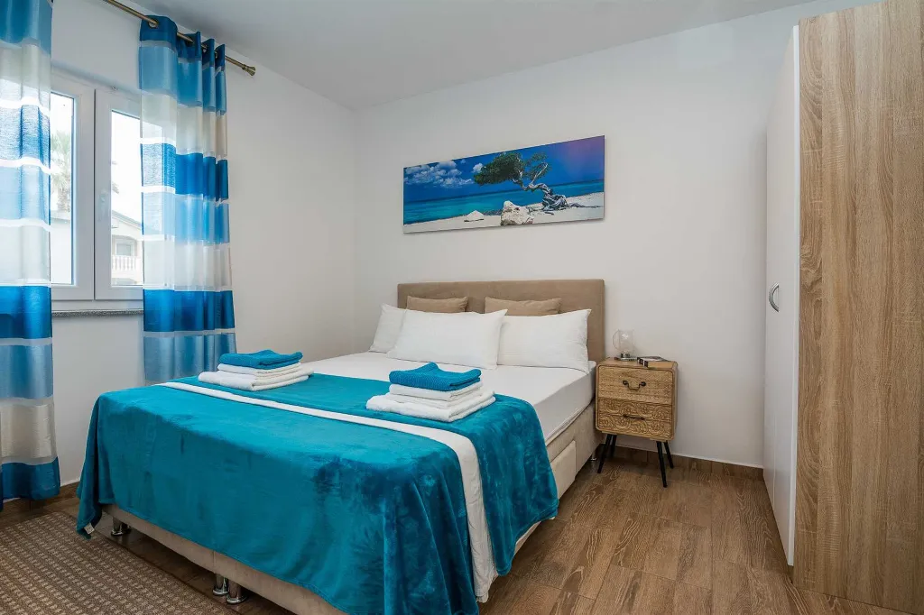 1-Bedroom Apartment for 2–4 in Vir, Croatia