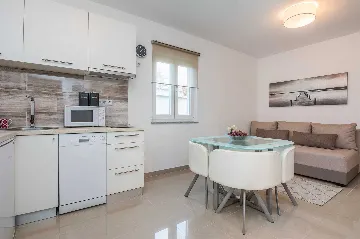 1-Bedroom Apartment for 2–4 in Vir, Croatia