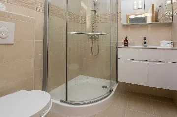 Vir Apartment for 2–4 Guests Near Soldatica Beach