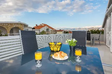 1-Bedroom Apartment in Vir for Up to 4 Guests