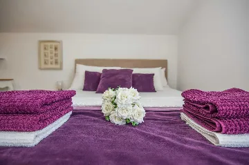 1-Bedroom Apartment in Vir for Up to 4 Guests