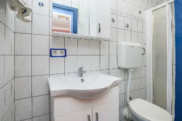 Vir Apartment for 4 Guests with Sea-View Balcony