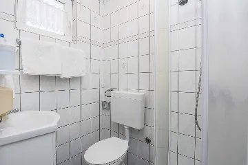 Vir Apartment for 4 Guests with Sea-View Balcony