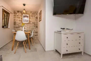 Vir Apartment for 4 with Covered Terrace