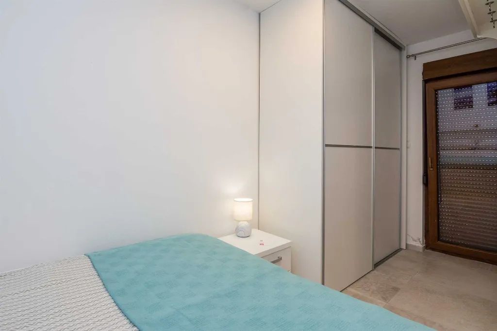 Vir Apartment for 4 with Covered Terrace