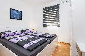 Apartment in Vir for 4 Guests, 250 m to Pebble Beach