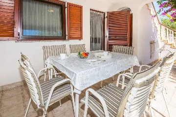 Apartment in Vir for up to 4 Guests