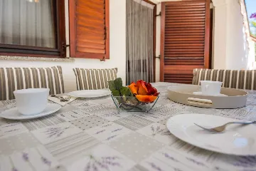 Apartment in Vir for up to 4 Guests