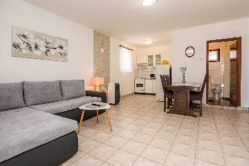 Apartment in Vir for up to 4 Guests