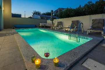 Two-Bedroom Apartment in Vir for 4-6 Guests