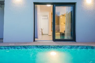 Two-Bedroom Apartment in Vir for 4-6 Guests