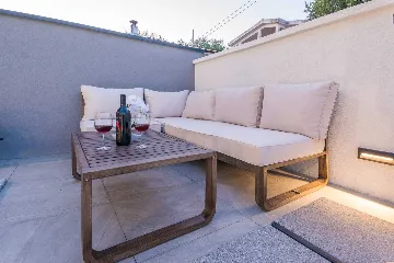 Two-Bedroom Apartment in Vir for 4-6 Guests