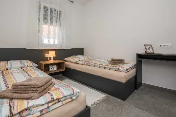 Two-Bedroom Apartment in Vir for 4-6 Guests
