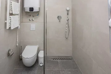 Two-Bedroom Apartment in Vir for 4-6 Guests