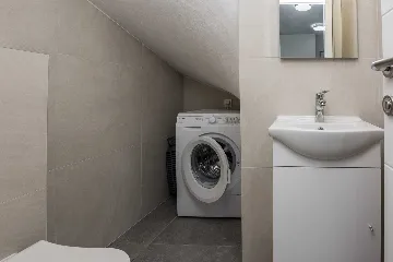 Two-Bedroom Apartment in Vir for 4-6 Guests