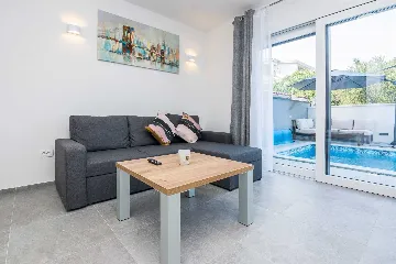 Two-Bedroom Apartment in Vir for 4-6 Guests