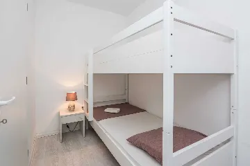 2-Bedroom Apartment in Vir for Up to 5 Guests