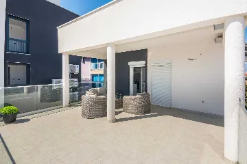2-Bedroom Apartment in Vir for Up to 5 Guests
