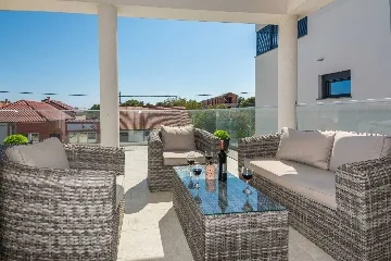 2-Bedroom Apartment in Vir for Up to 5 Guests