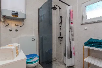 Studio Apartment for 2 in Vir, 250m to Beach