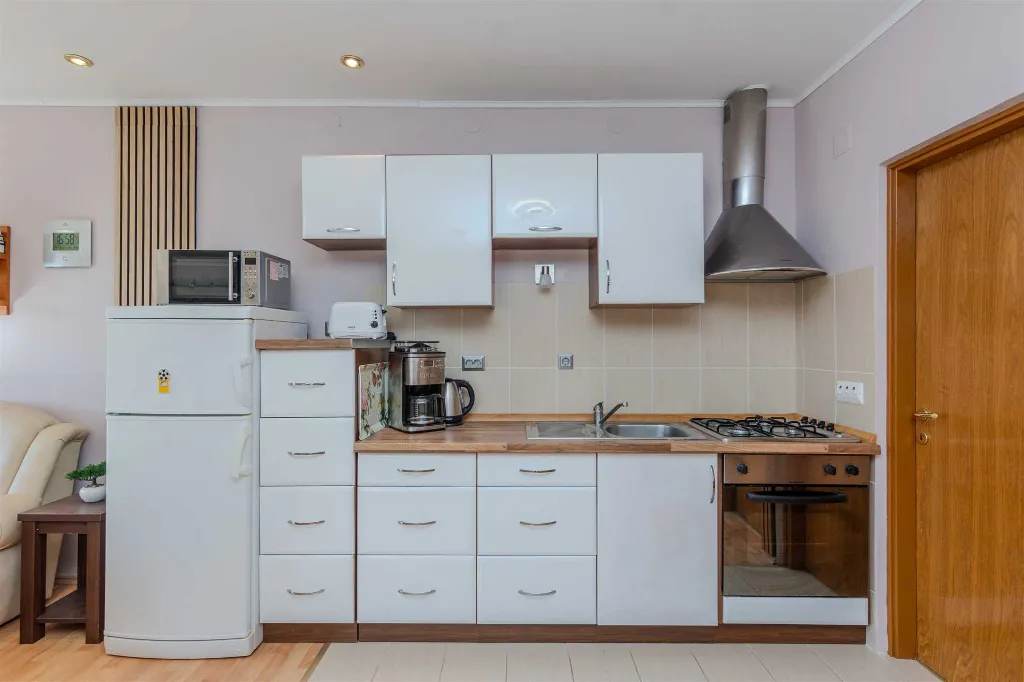 Apartment in Vir near Pebble Beach with Balcony