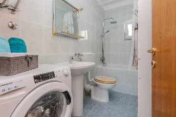 Apartment in Vir near Pebble Beach with Balcony