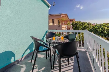 Apartment in Vir near Pebble Beach with Balcony