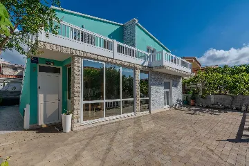 Apartment in Vir near Pebble Beach with Balcony