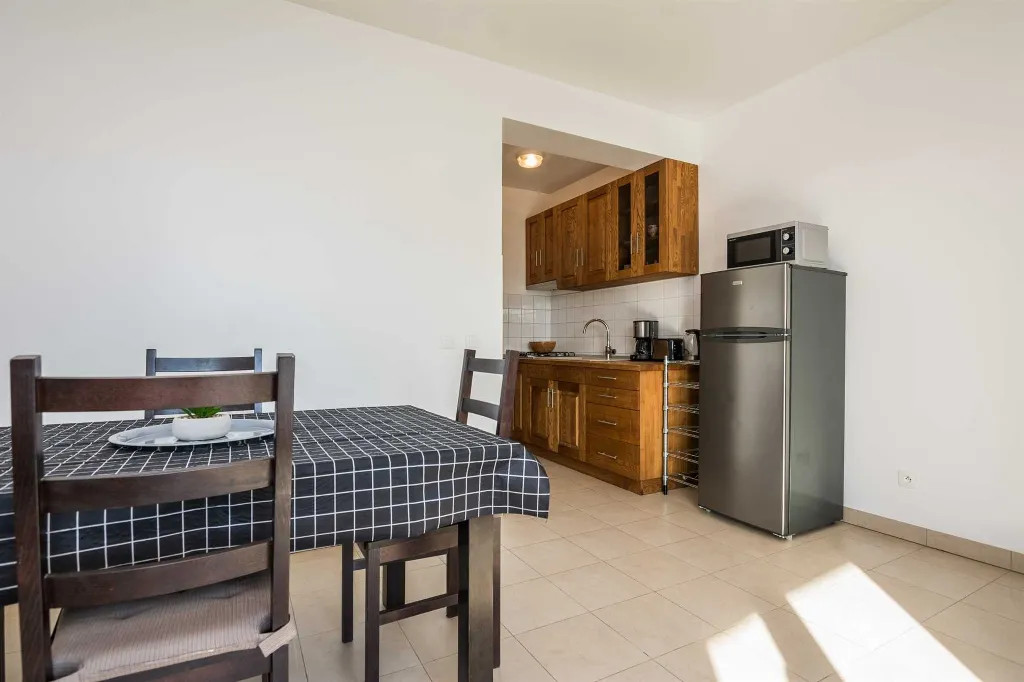 Vir Apartment for 4-5 Guests with Sea View