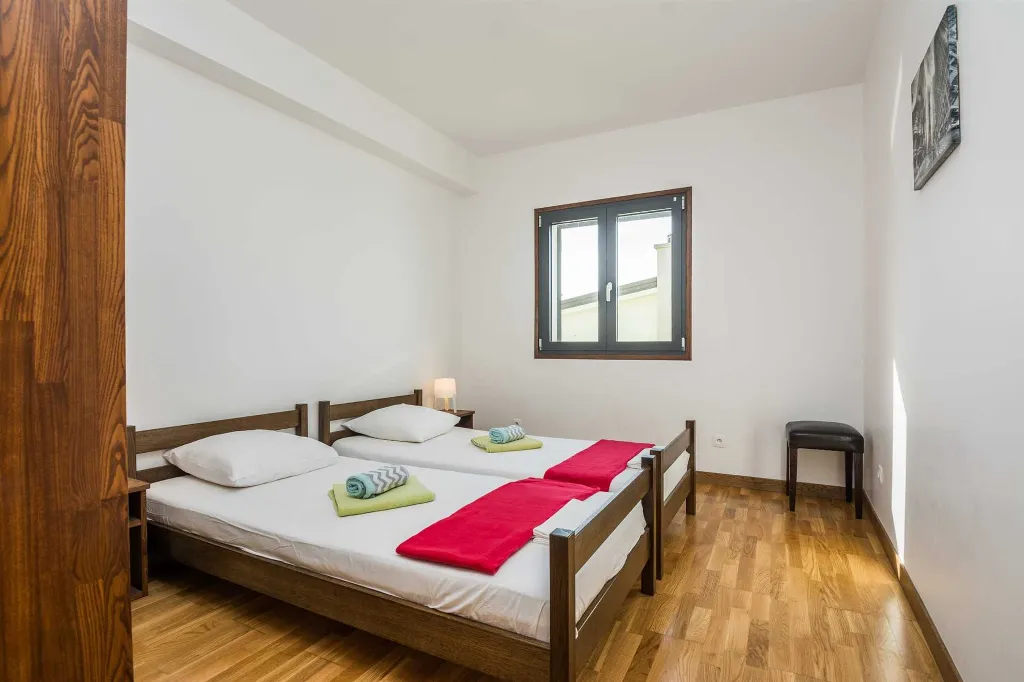Vir Apartment for 4-5 Guests with Sea View