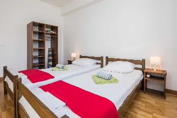 Vir Apartment for 4-5 Guests with Sea View