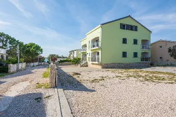 Apartment with Sea View for 2-3 Guests in Vir