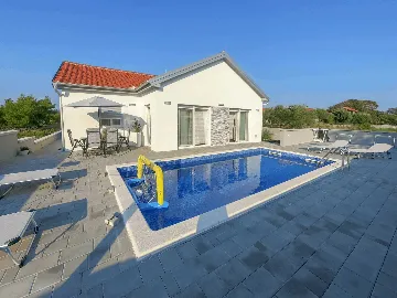 Privlaka 3-Bedroom Villa with Private Heated Pool