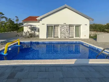 Privlaka 3-Bedroom Villa with Private Heated Pool