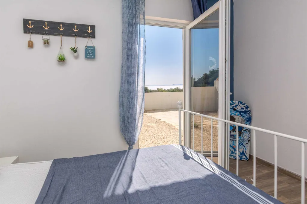 Villa with Sea View and Pool in Vir