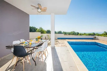 Villa with Sea View and Pool in Vir