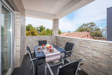 Apartment in Vir for Up to 6 with Partial Sea View