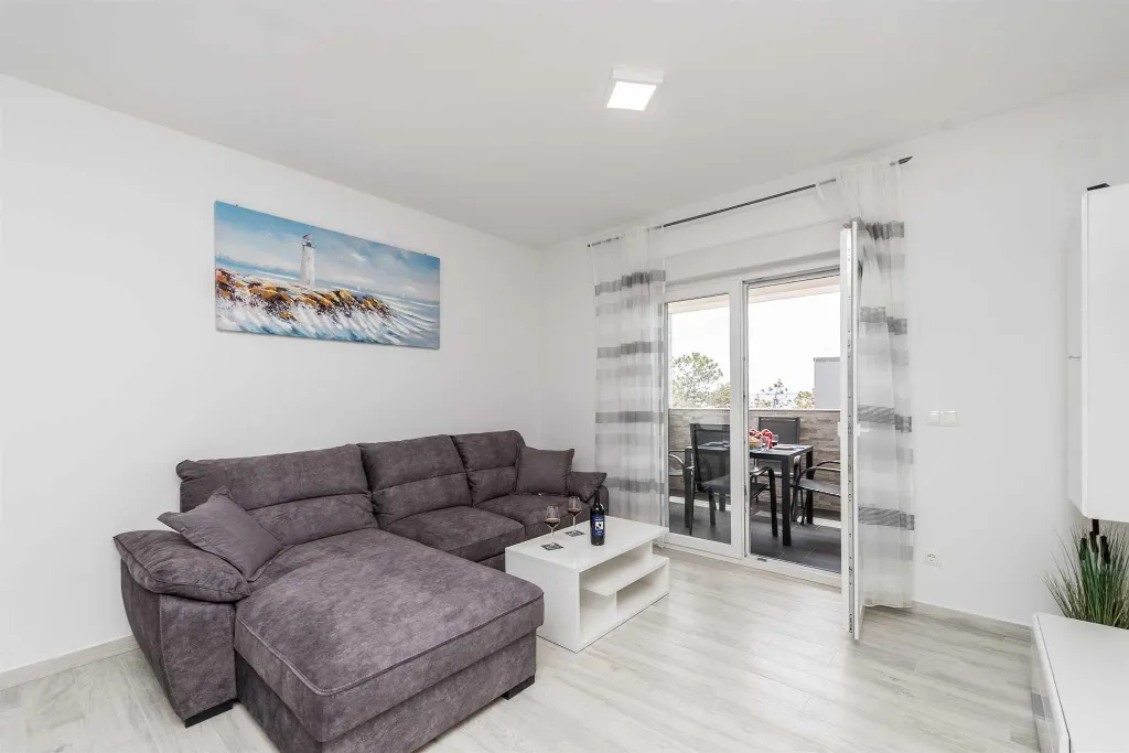 Apartment in Vir for Up to 6 with Partial Sea View