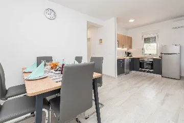 Apartment in Vir for Up to 6 with Partial Sea View