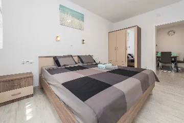 Apartment in Vir for Up to 6 with Partial Sea View