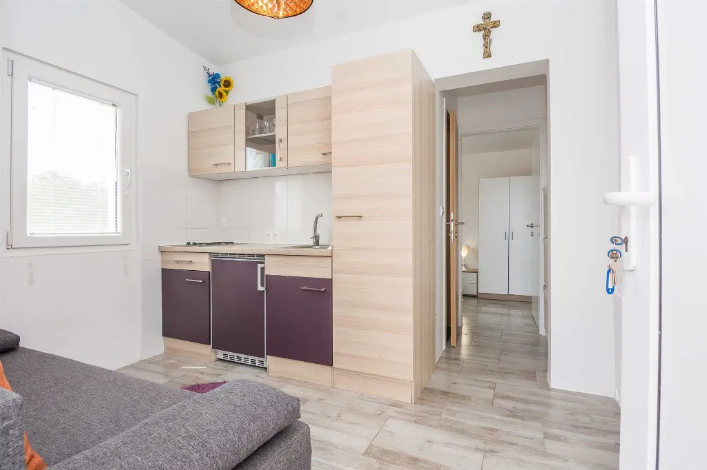 Studio Apartment for 2 in Vir, Croatia
