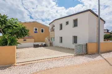 Studio Apartment for 2 in Vir, Croatia