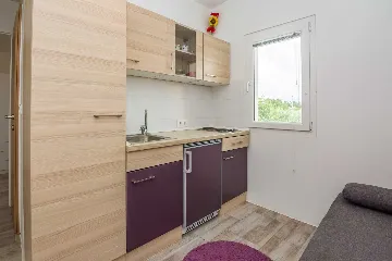 Apartment in Vir for 2 Guests, 200 m to Pebble Beach