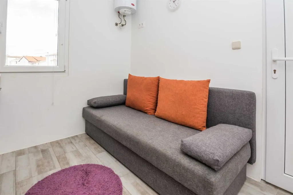 Apartment in Vir for 2 Guests, 200 m to Pebble Beach