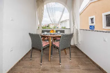 Apartment in Vir for 2 Guests, 200 m to Pebble Beach