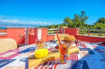 2-Bedroom Apartment with Sea View in Vir