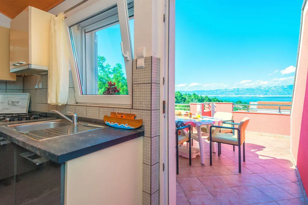 Sea-View Apartment in Vir for 4–5 Guests